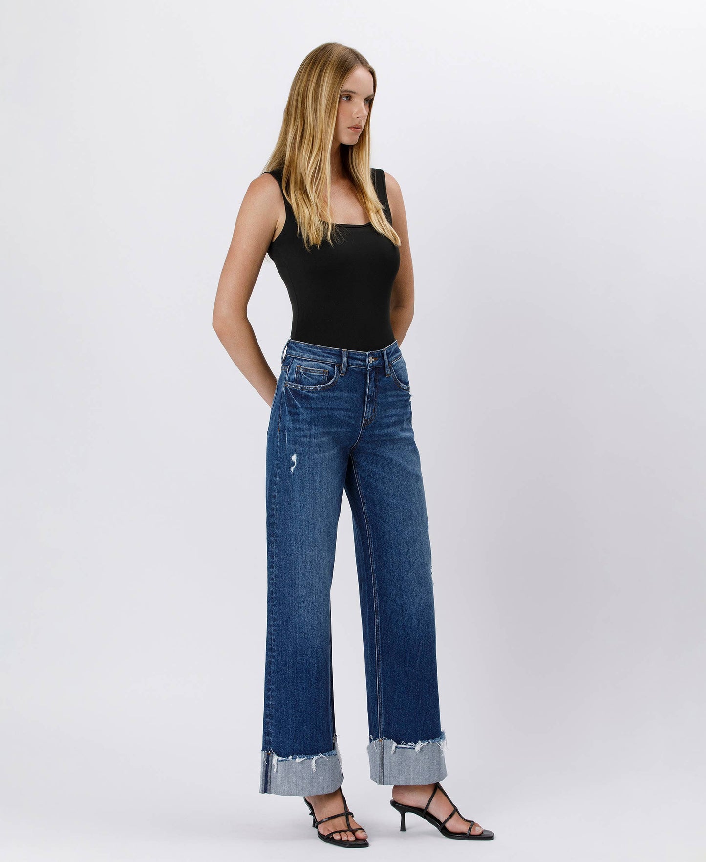 HIGH RISE CUFFED BAGGY WIDE JEANS