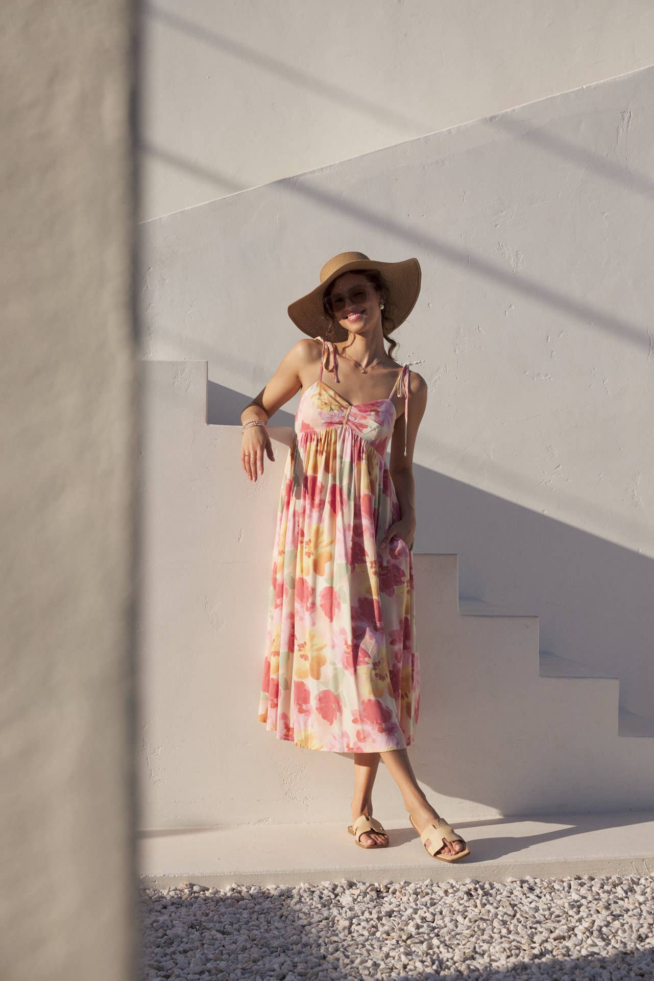 FLORAL PRINT RUCHED MIDI DRESS WITH SHOULDER TIE