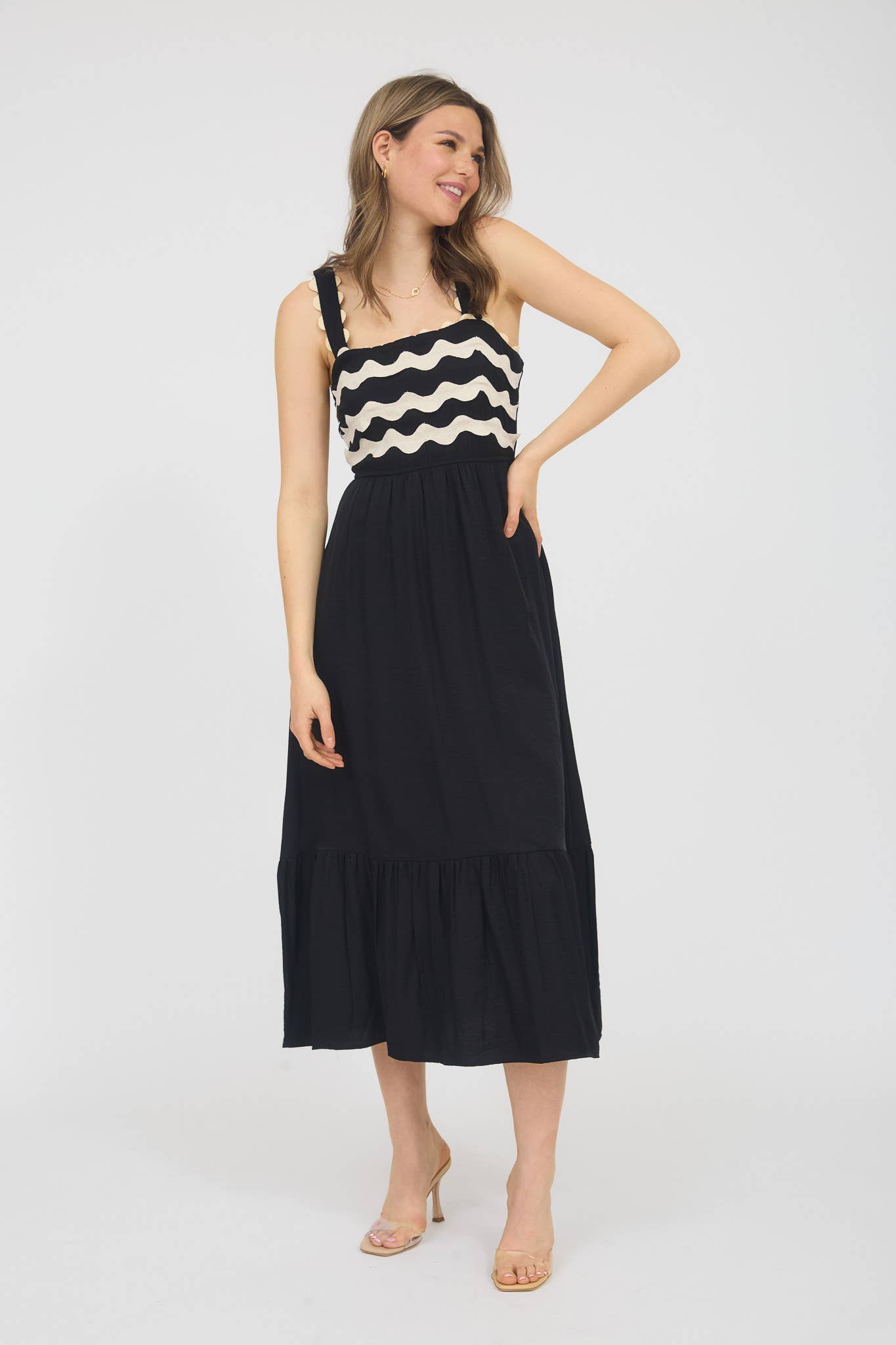 WAVY DETAIL SCALLOP STRAP SLEEVELESS MIDI DRESS