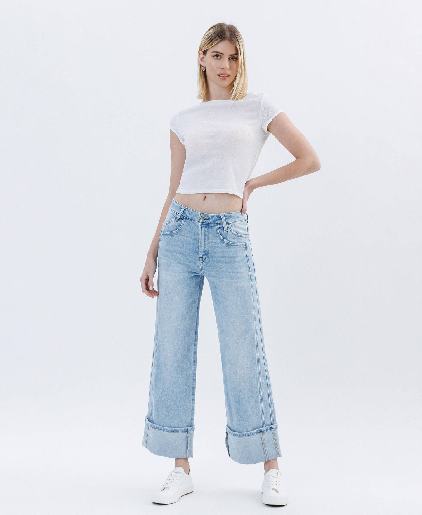 SUPER HIGH RISE CUFFED WIDE JEANS