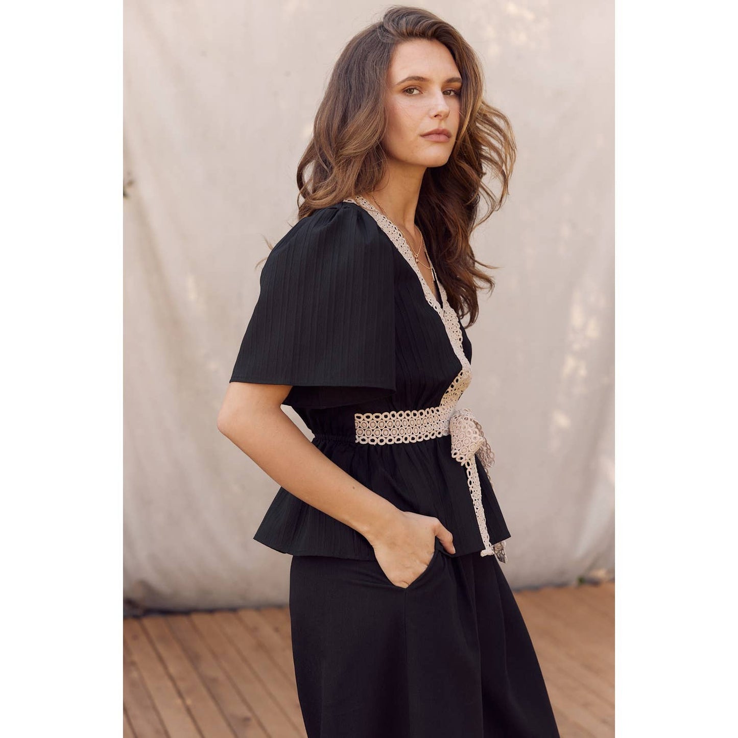 LACE CONTRAST TEXTURED WOVEN BLOUSE