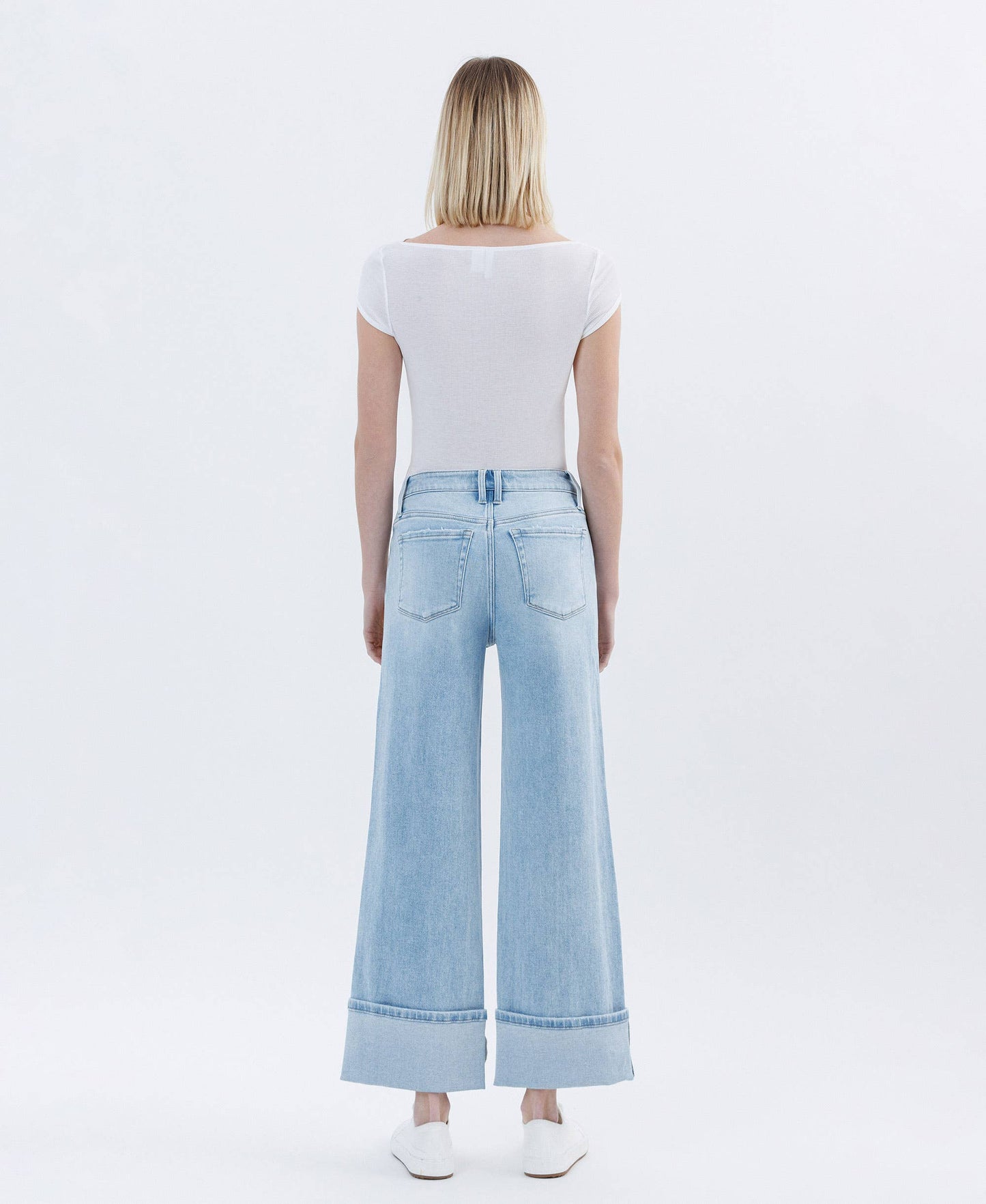 SUPER HIGH RISE CUFFED WIDE JEANS