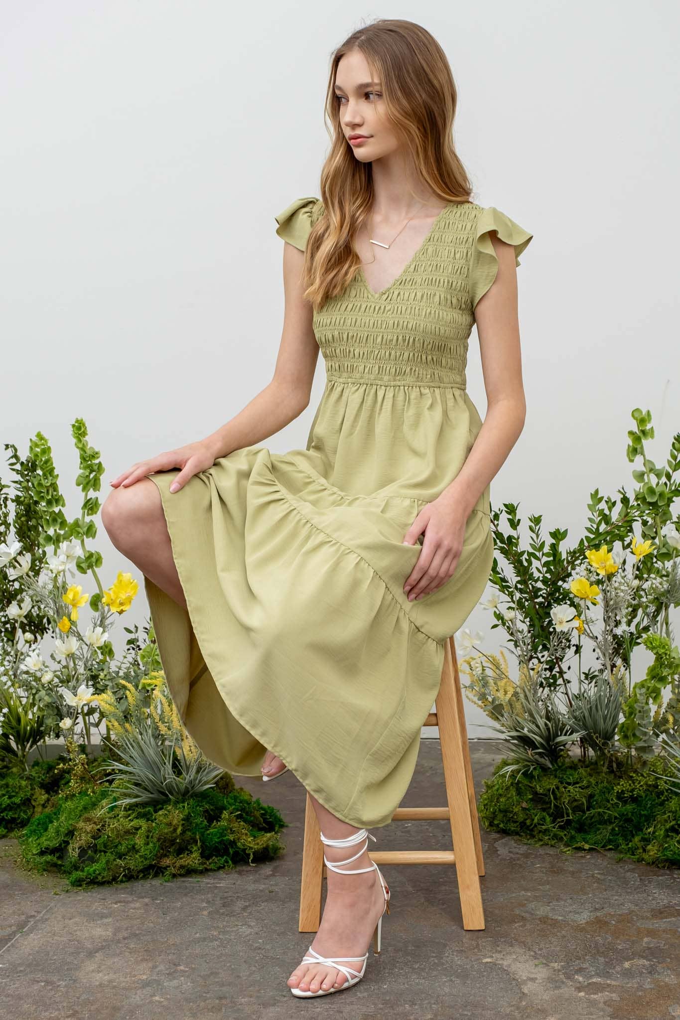 FLUTTER SLEEVE MAXI DRESS