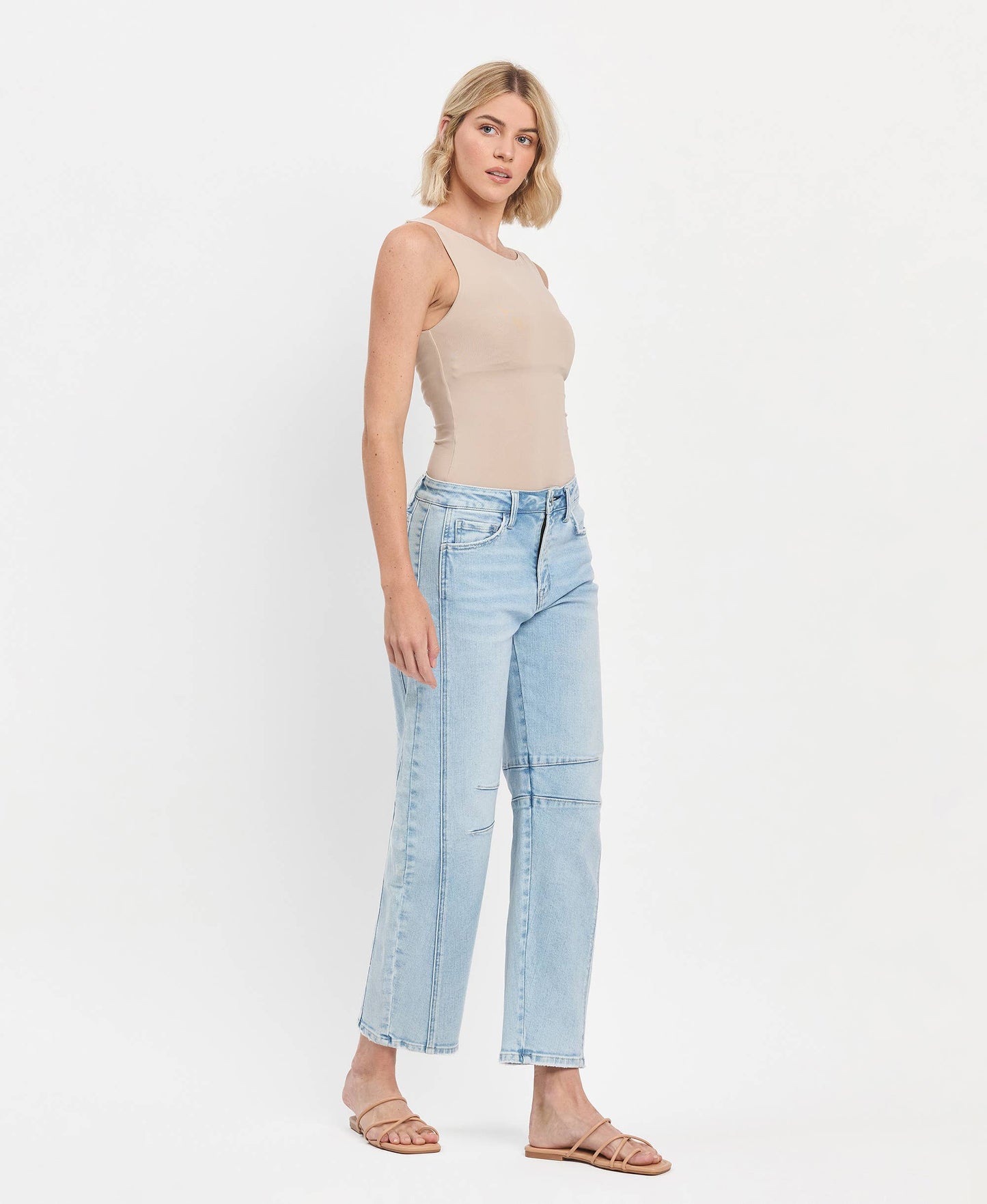 HIGH RISE SEAM DETAIL BARREL LEG JEANS