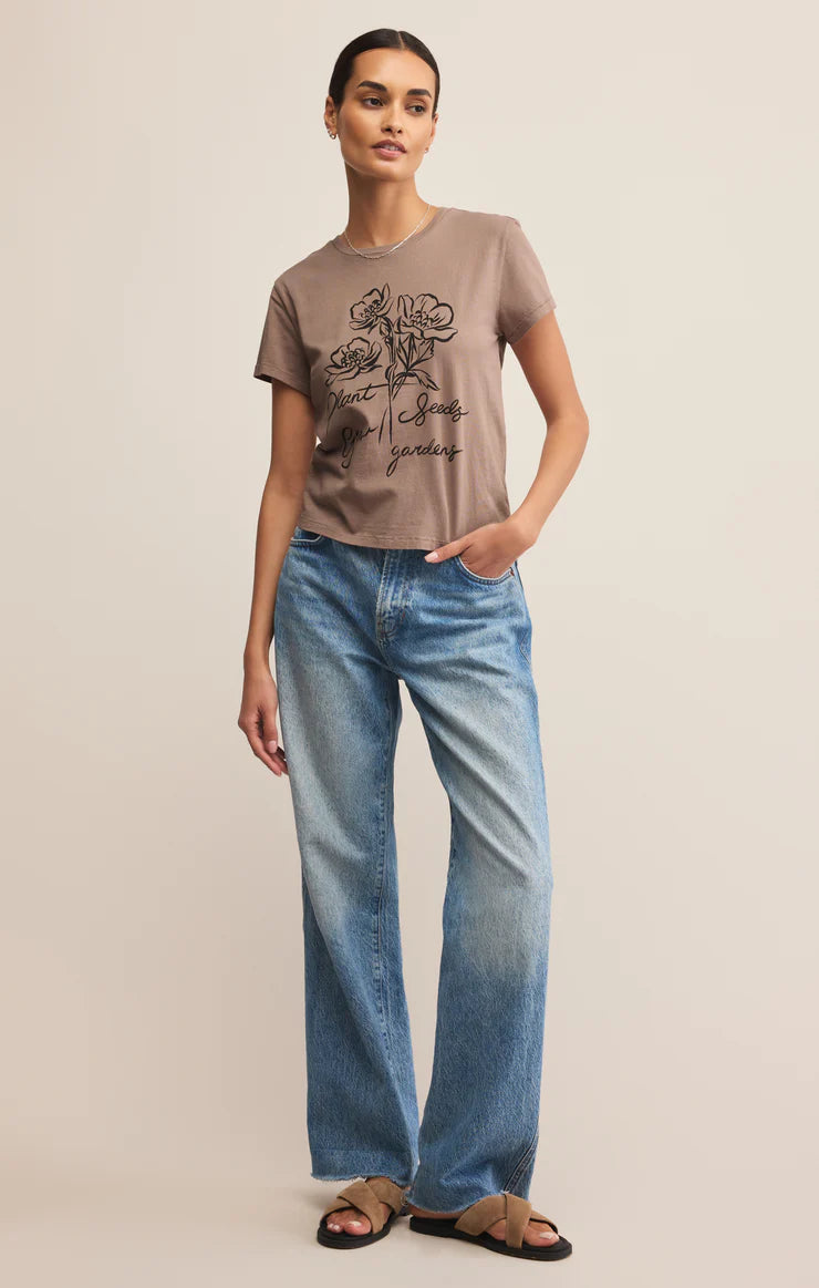 GROW GARDENS TOURIST TEE