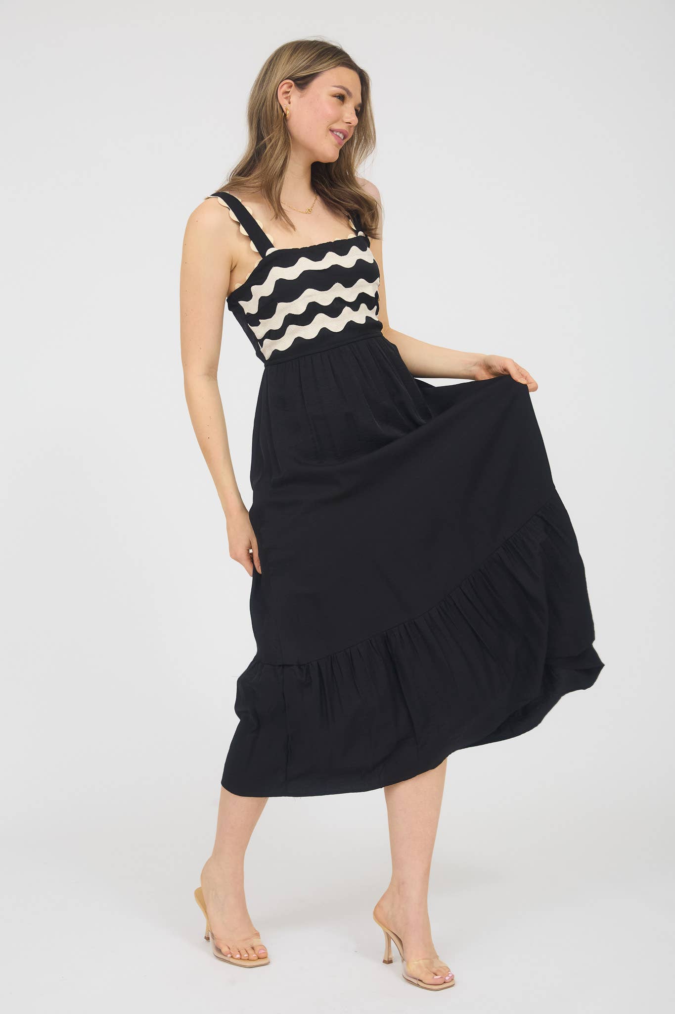 WAVY DETAIL SCALLOP STRAP SLEEVELESS MIDI DRESS