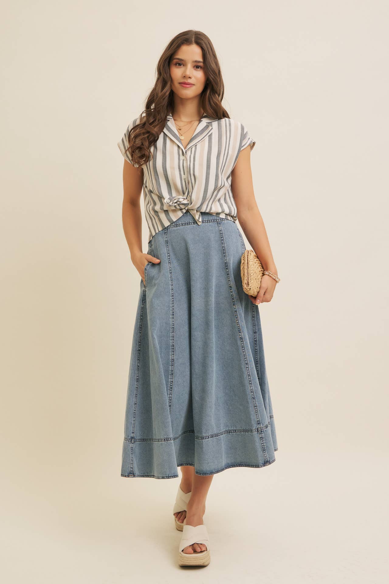 LINEN STRIPE BUTTON-DOWN COLLARED SHIRT
