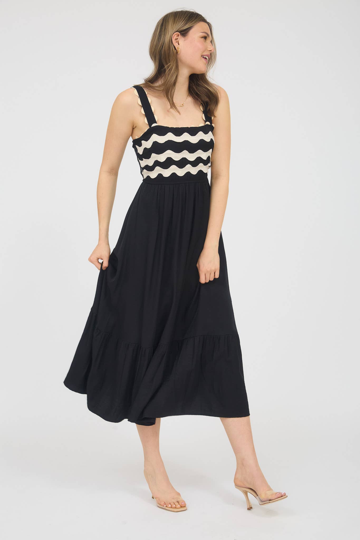 WAVY DETAIL SCALLOP STRAP SLEEVELESS MIDI DRESS