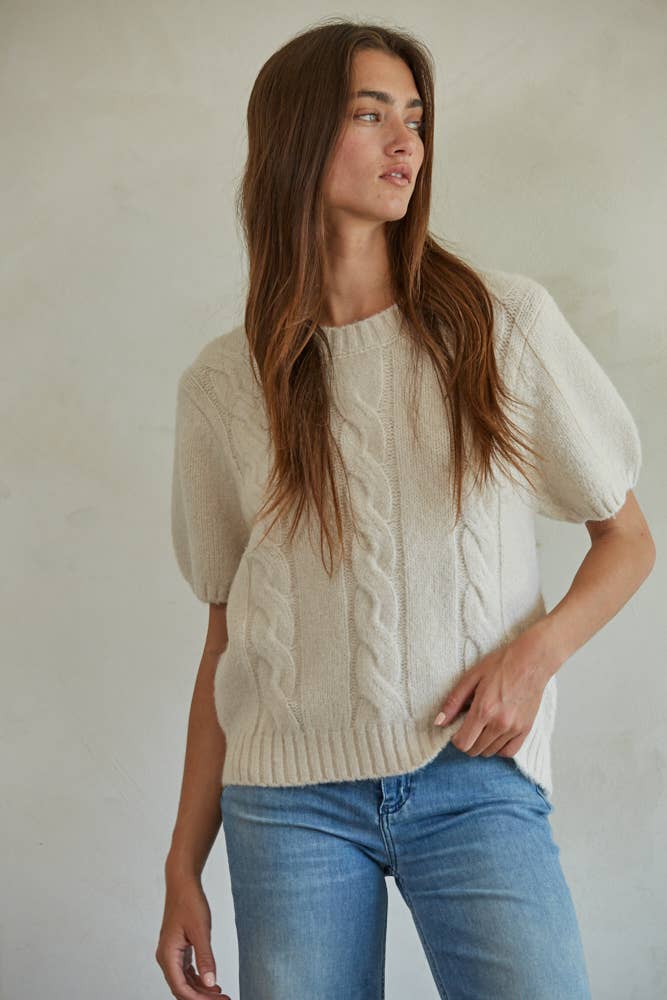 WOOL CABLE KNIT SWEATER