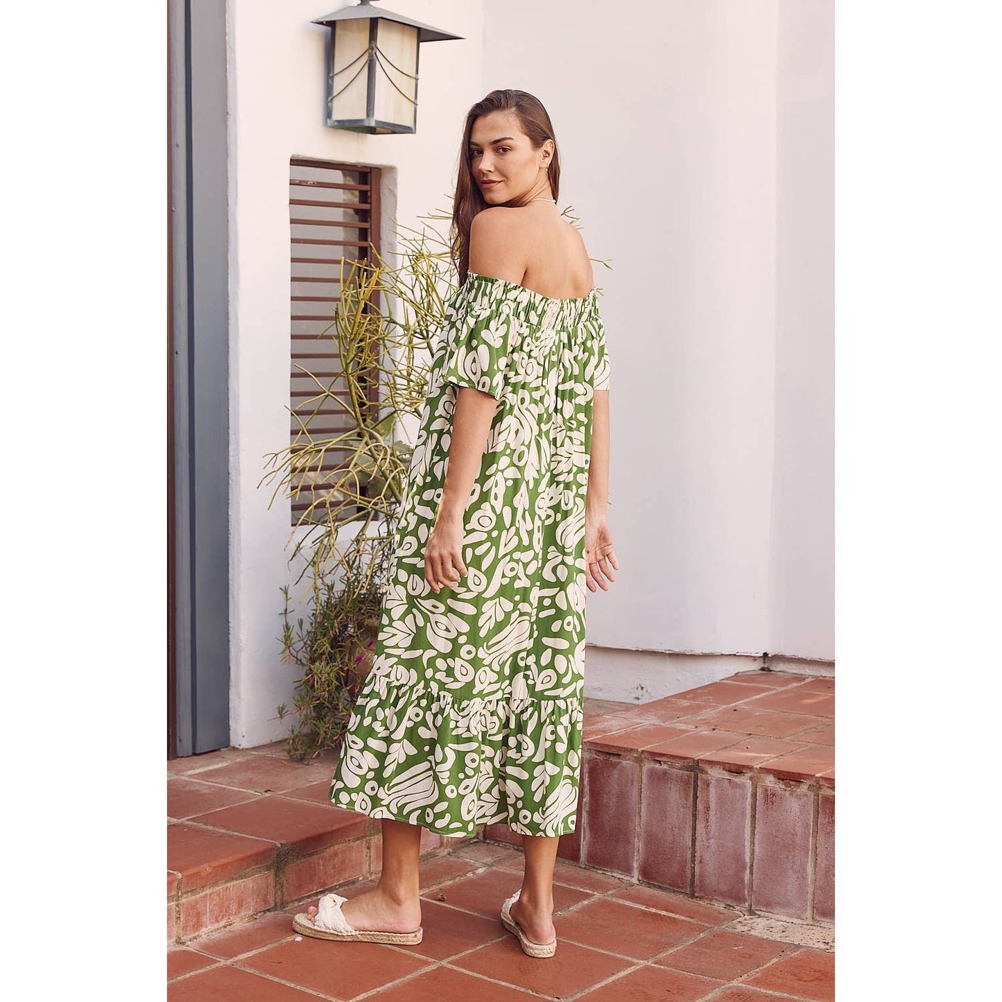 OFF THE SHOULDER FLARE PRINTED MIDI DRESS WITH POCKETS
