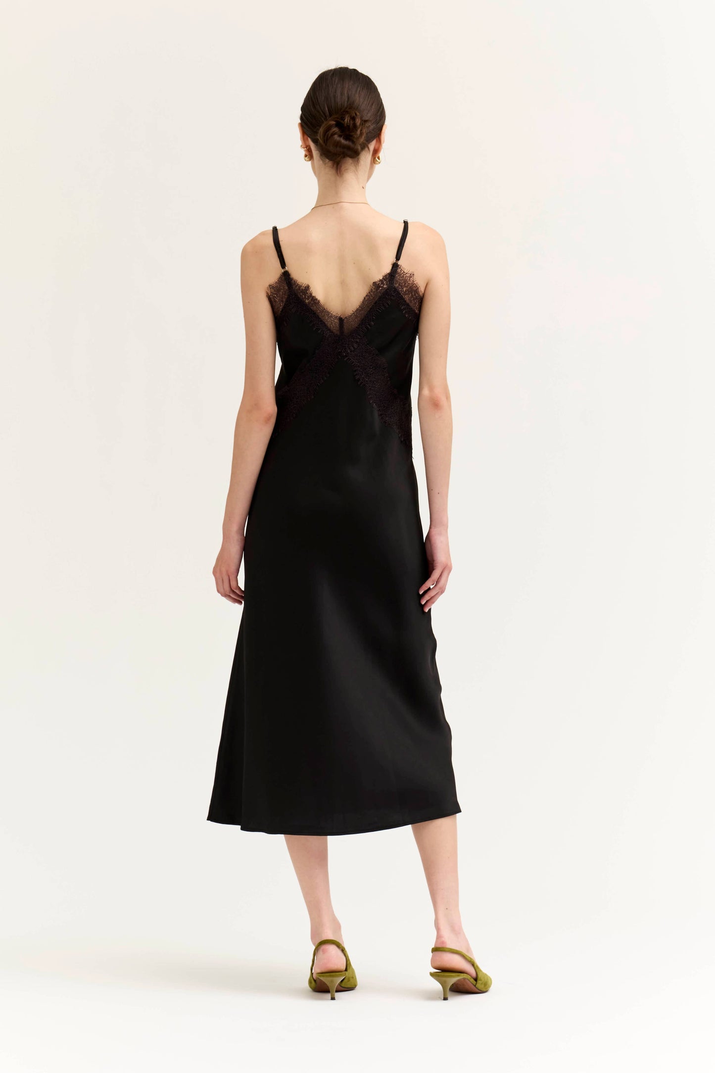 LACE DETAILED MIDI SATIN DRESS