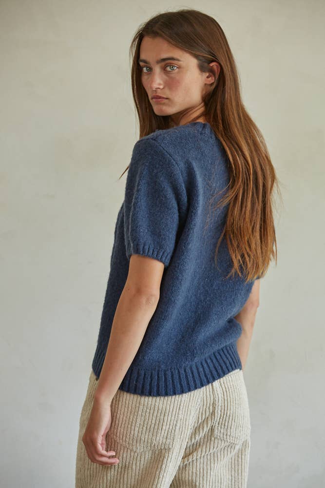 WOOL CABLE KNIT SWEATER