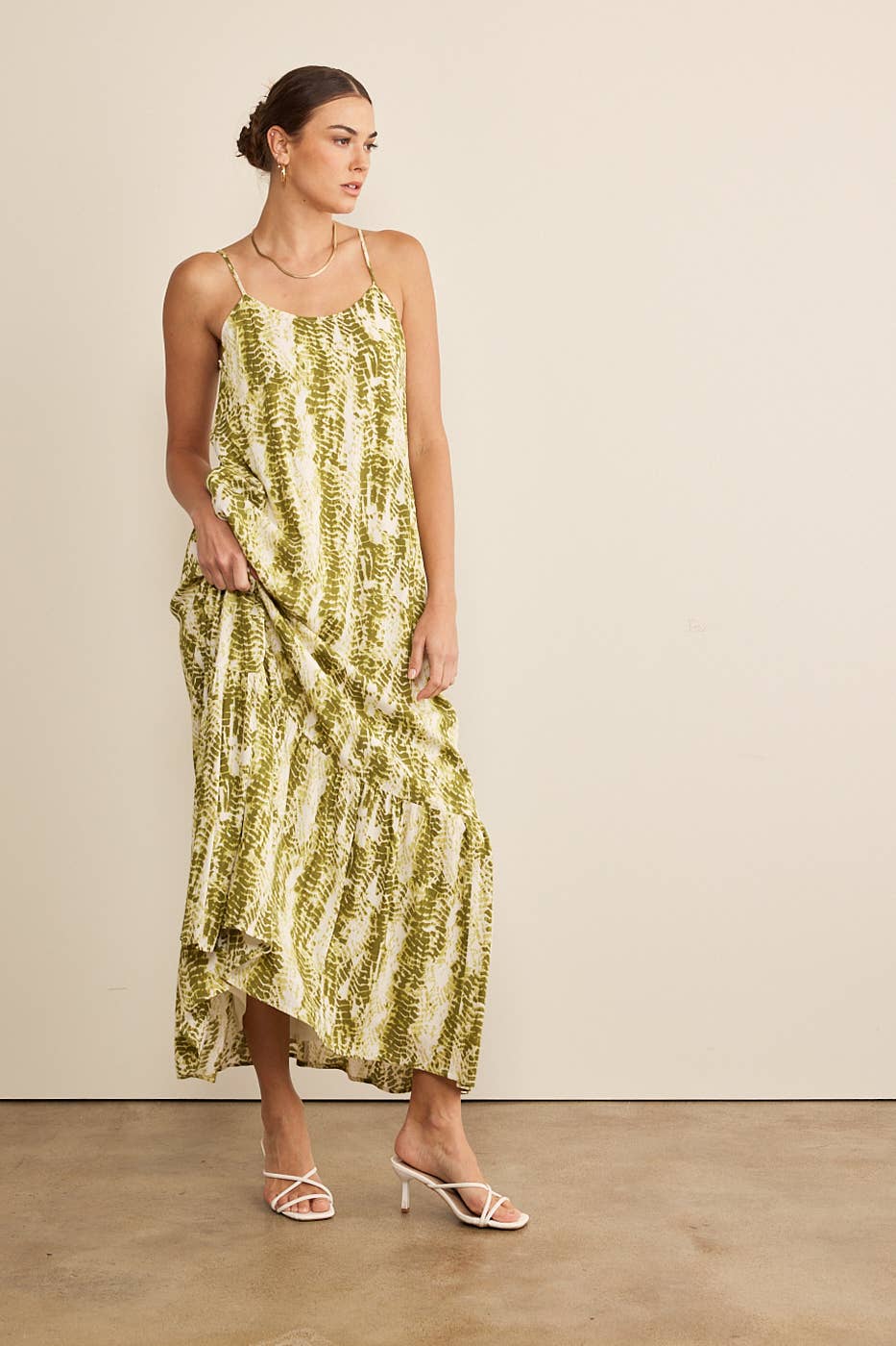 CRINKLED EFFECT TIE-DYE MAXI DRESS WITH BACK TIE