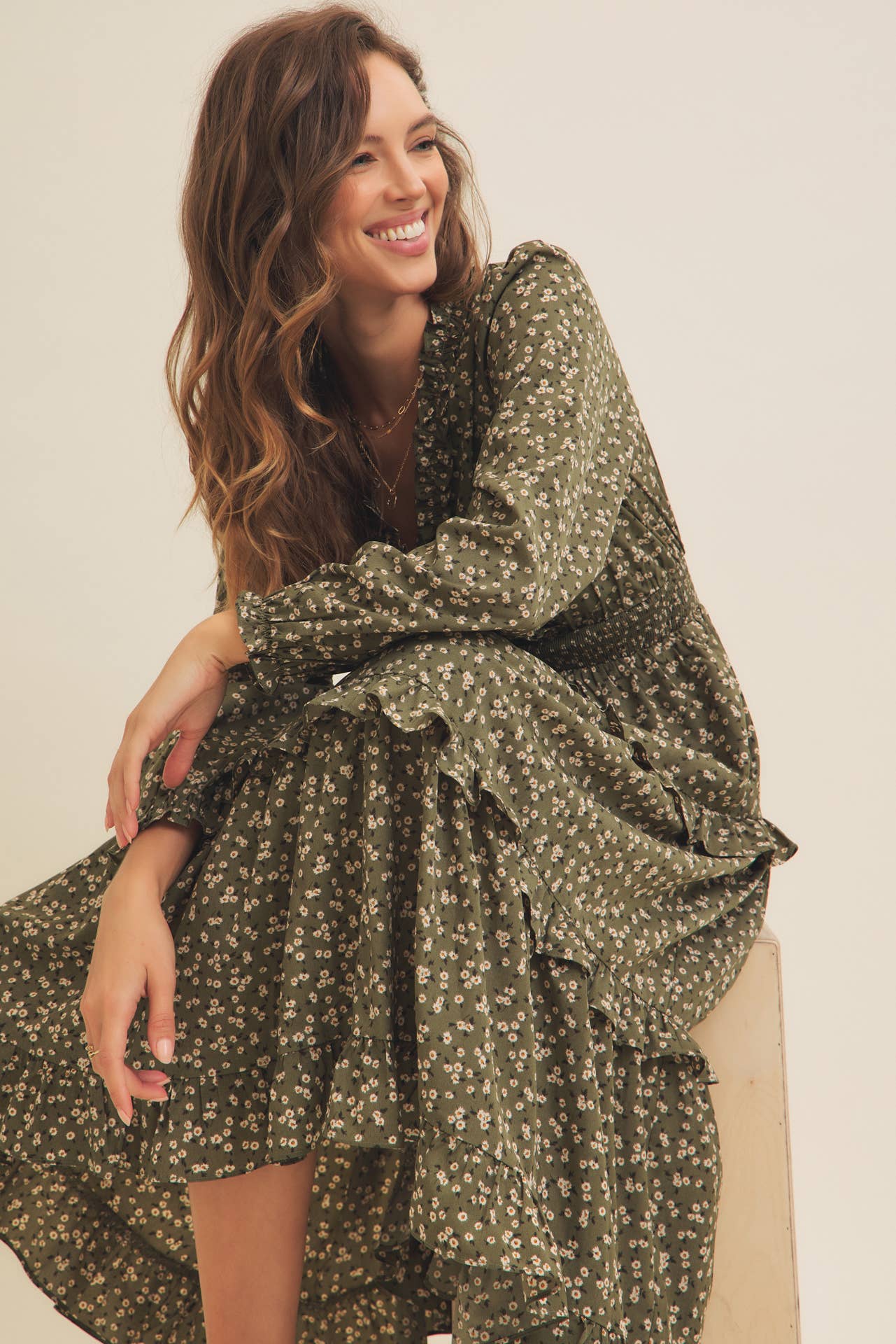 DITSY FLORAL RUFFLE SURPLICE MIDI DRESS WITH POCKETS