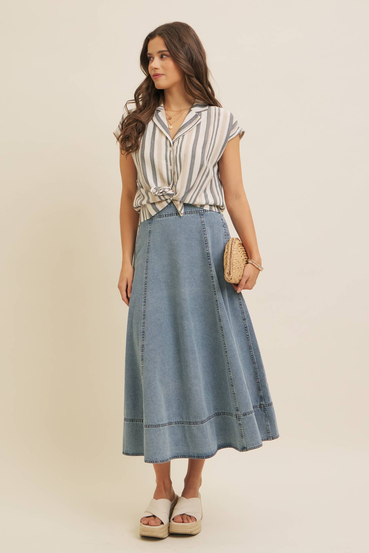 LINEN STRIPE BUTTON-DOWN COLLARED SHIRT