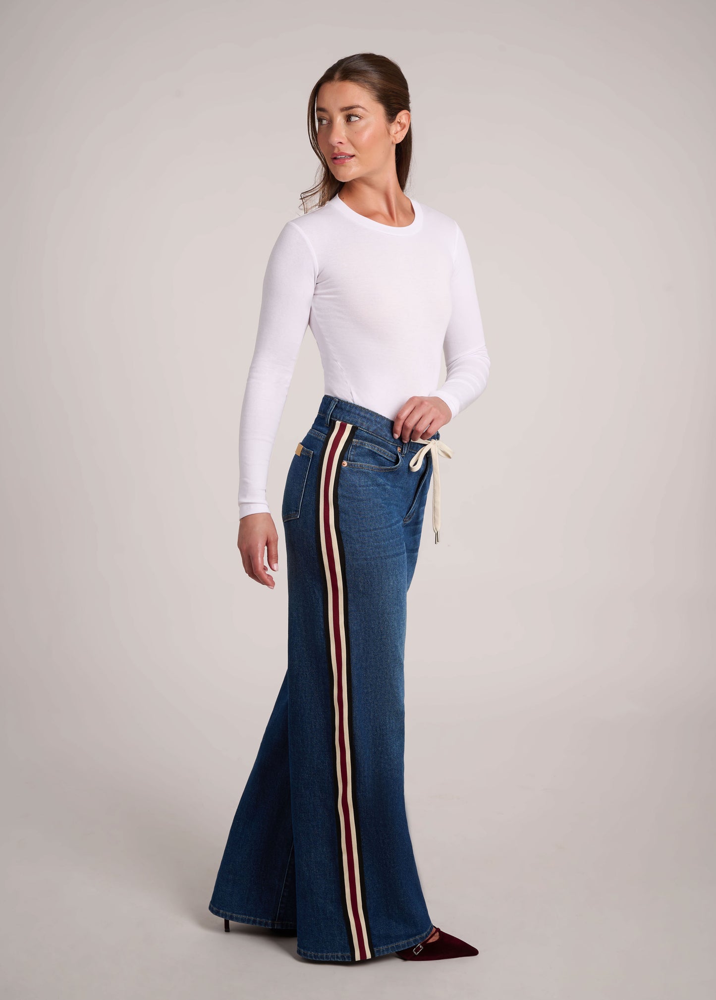 LILY WIDE LEG JEANS / CARINA