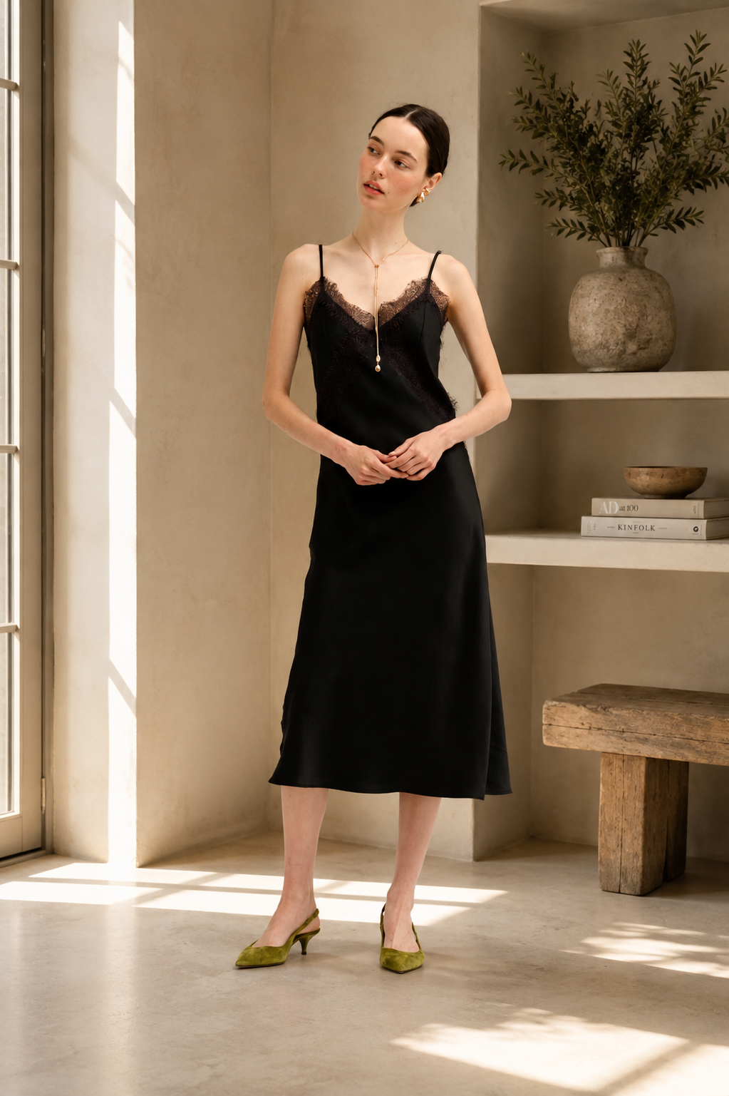LACE DETAILED MIDI SATIN DRESS