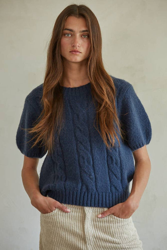 WOOL CABLE KNIT SWEATER