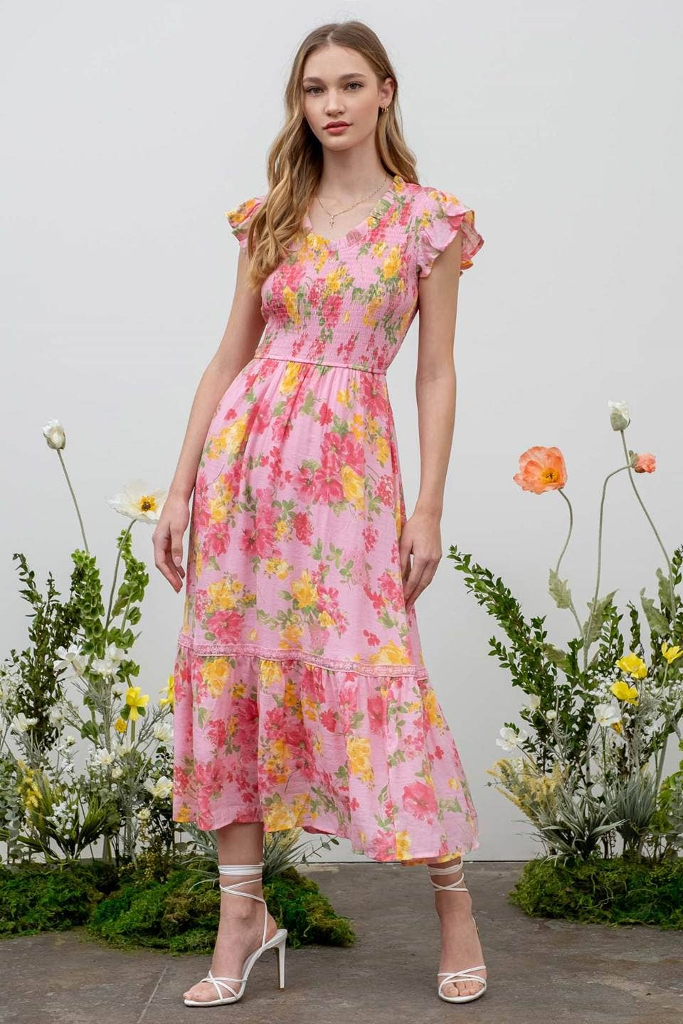 FLORAL SCOOP NECK SMOCKED MAXI DRESS