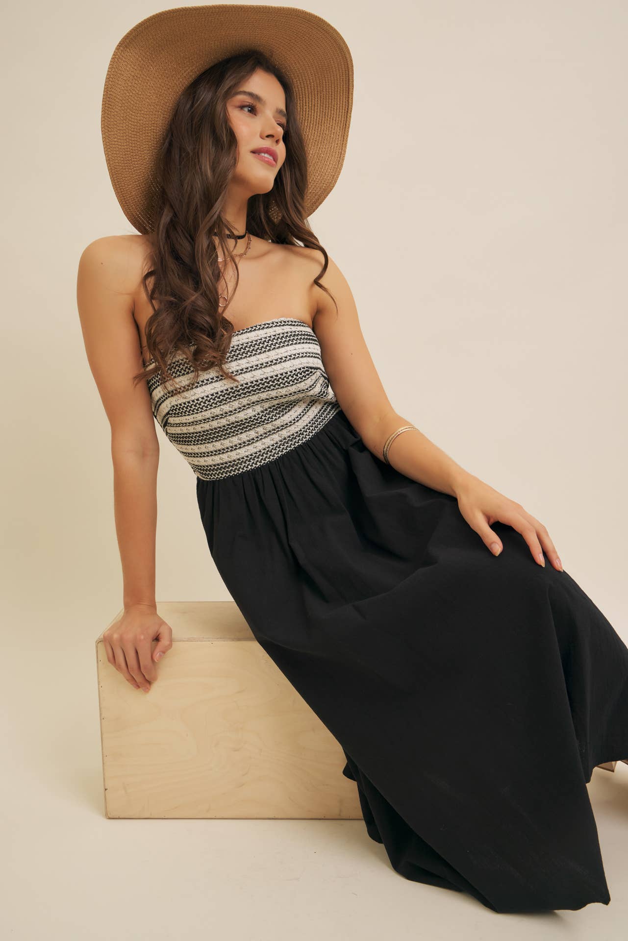CROCHET CONTRAST TUBE TOP MIDI DRESS WITH POCKETS