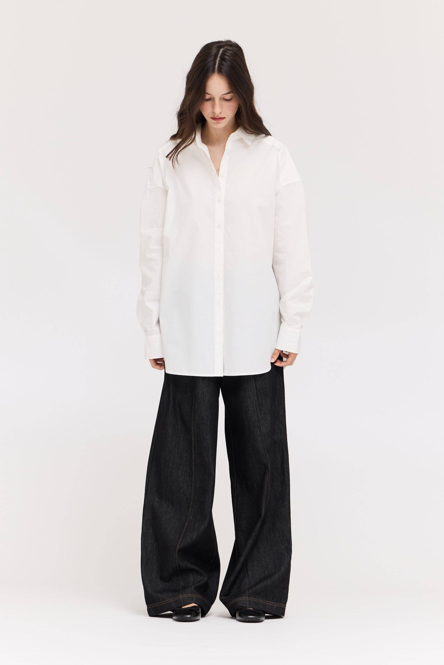  OVERSIZED ROUND HEM SHIRT