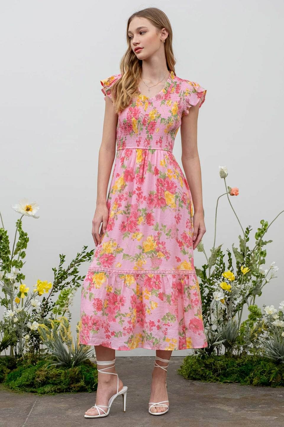 FLORAL SCOOP NECK SMOCKED MAXI DRESS