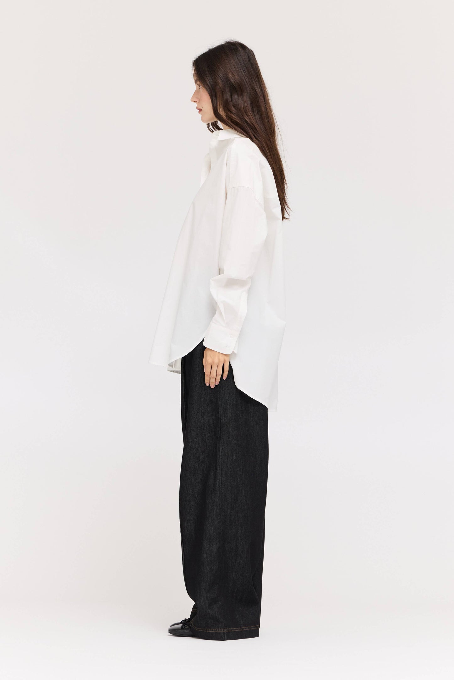  OVERSIZED ROUND HEM SHIRT