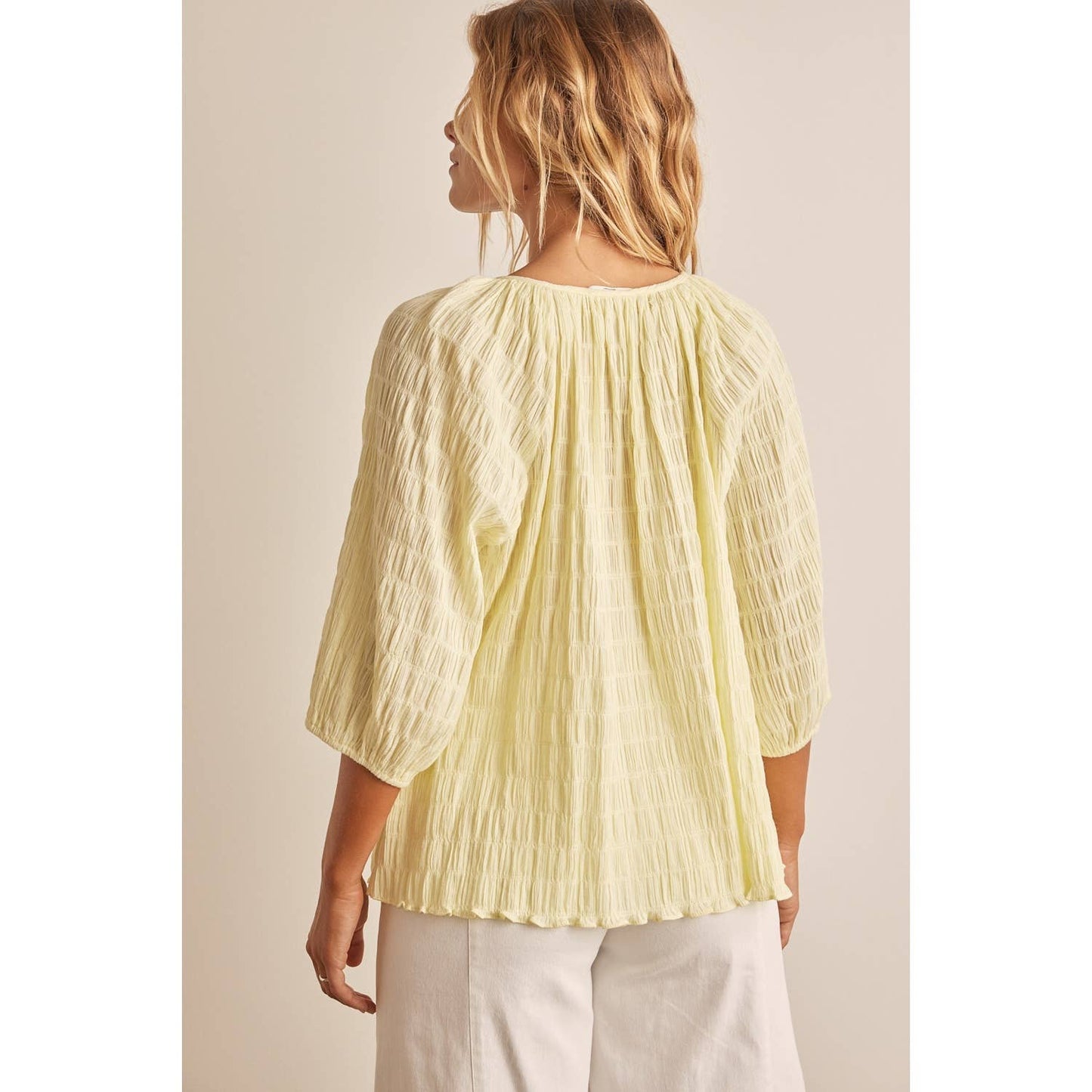 LOOSE FIT TEXTURED BLOUSE DESIGNED WITH CRINKLED GRID FABRIC